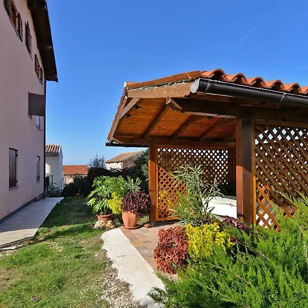 Fuer 4 Personen Ca 80 Qm In Bale, Istrien Istrische Riviera Lägenhet