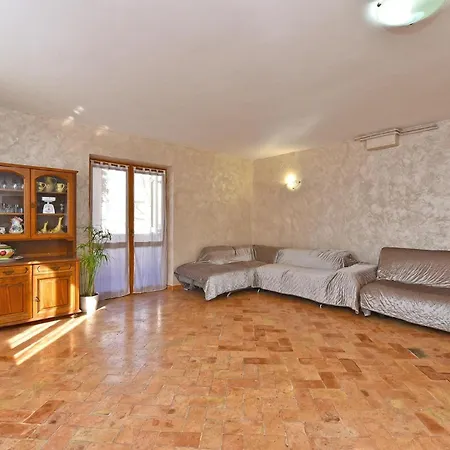 Fuer 4 Personen Ca 80 Qm In Bale, Istrien Istrische Riviera Bale